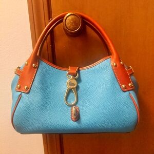 Dooney and Bourke satchel handbag